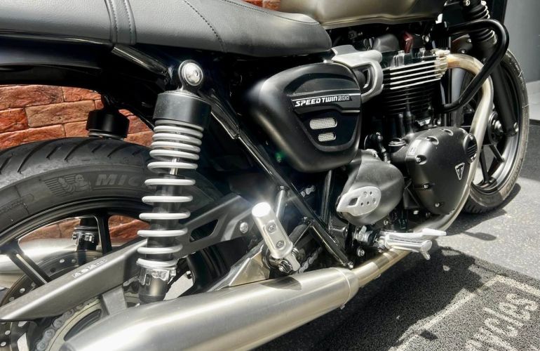 Triumph Speed Twin - Foto #6
