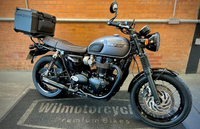 Triumph Bonneville T120 Black 1200 - Foto #4