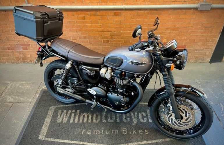 Triumph Bonneville T120 Black 1200 - Foto #10