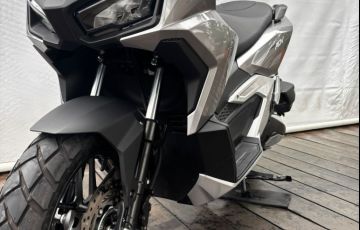 Honda Adv 160 - Foto #2