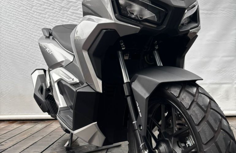Honda Adv 160 - Foto #3