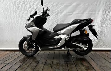 Honda Adv 160 - Foto #6