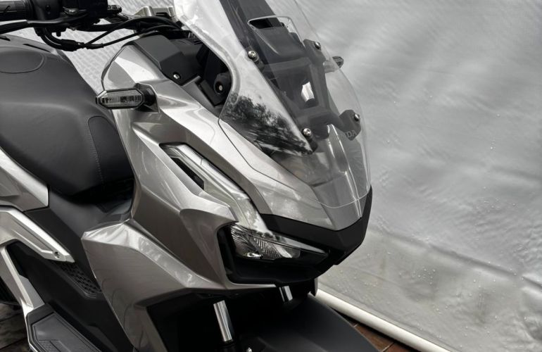 Honda Adv 160 - Foto #8