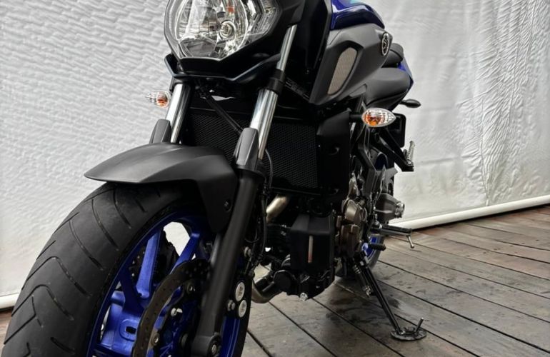 Yamaha MT 07 (ABS) - Foto #3