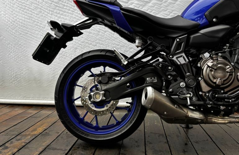 Yamaha MT 07 (ABS) - Foto #4