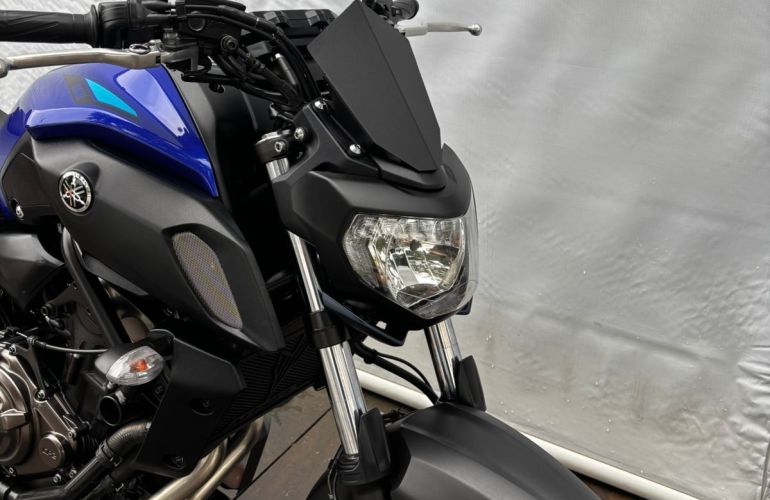 Yamaha MT 07 (ABS) - Foto #8