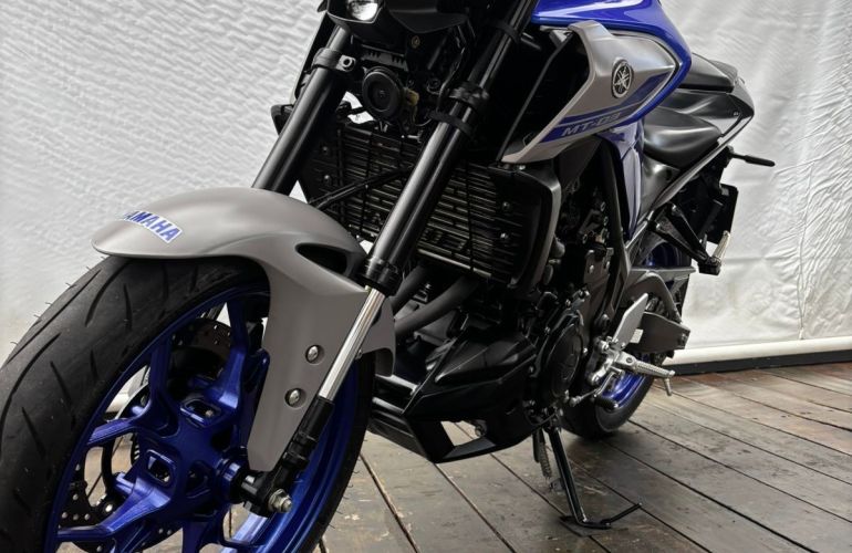 Yamaha MT 03 (ABS) - Foto #8