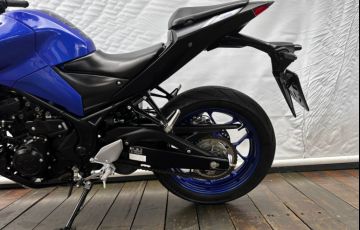 Yamaha MT 03 (ABS) - Foto #10