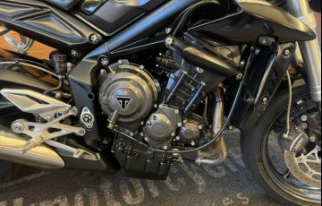 Triumph Street Triple 765 S - Foto #4