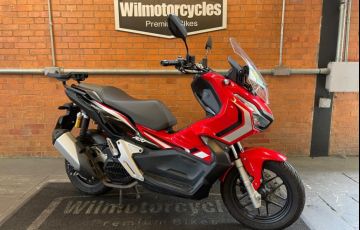 Honda ADV 150 - Foto #1