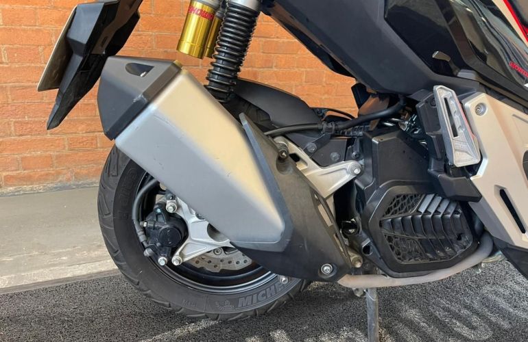 Honda ADV 150 - Foto #6