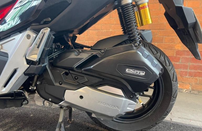 Honda ADV 150 - Foto #9