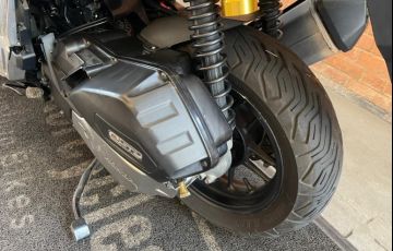 Honda ADV 150 - Foto #10