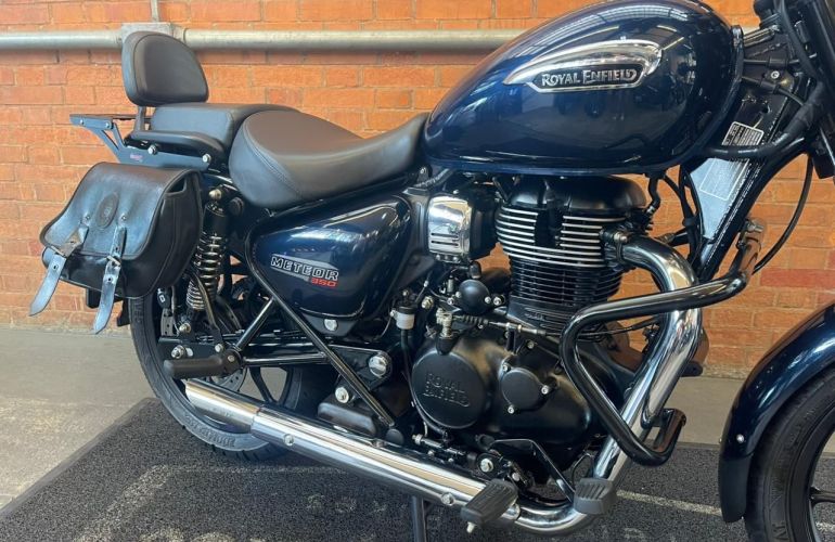 Royal Enfield Meteor 350 - Foto #4