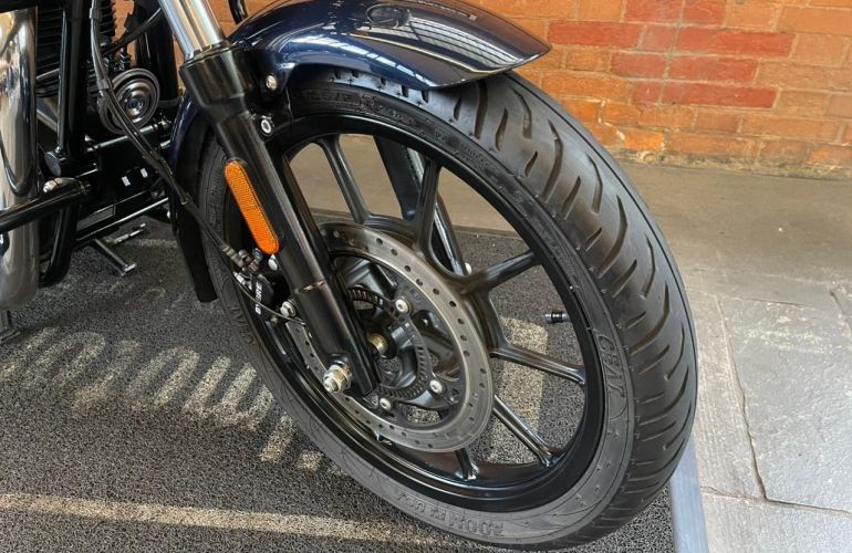 Royal Enfield Meteor 350 - Foto #7