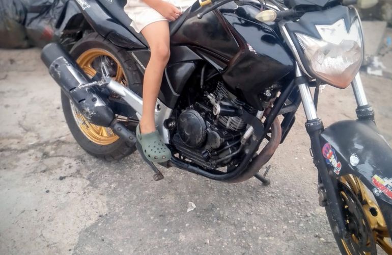 Yamaha Fazer 250 IE (Ltd.Edition) - Foto #2