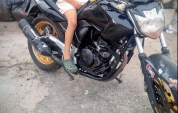 Yamaha Fazer 250 IE (Ltd.Edition) - Foto #2