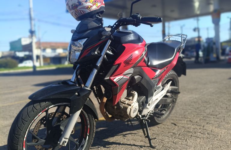 Honda Twister (ABS) - Foto #3