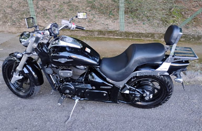Suzuki Boulevard M800 - Foto #5