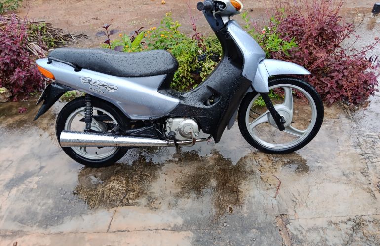 Honda C 100 BIZ+ - Foto #3