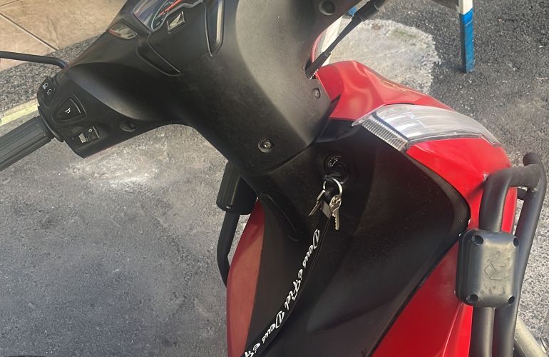 Honda BIZ 110i - Foto #2