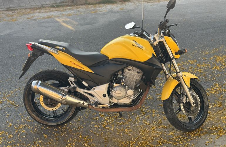Honda Cb 300R - Foto #3